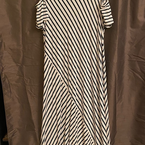 Lane Bryant Maxi Dress - Picture 3 of 5